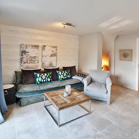 Apartmenthaus Budersandstrasse 53 3* Hörnum